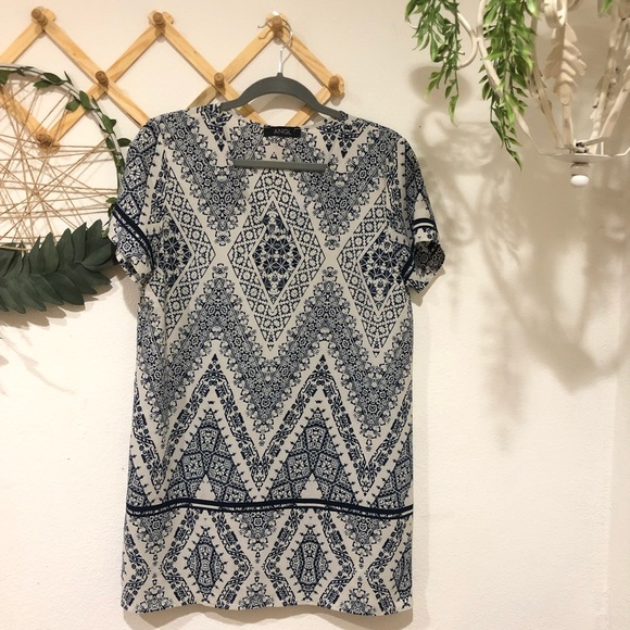 Summer Dress - Picture 2 of 5